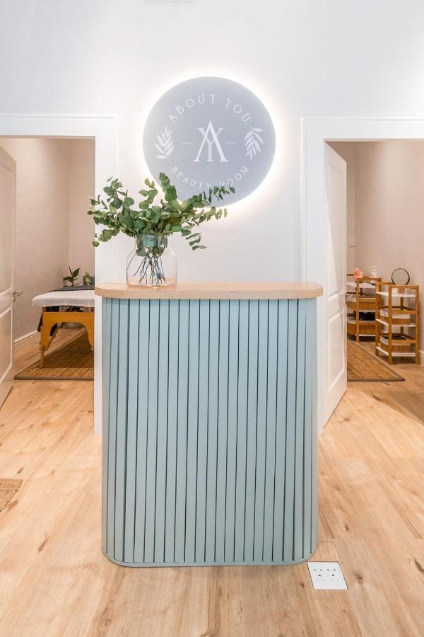 Hout & About Guest House 호우트베이 외부 사진