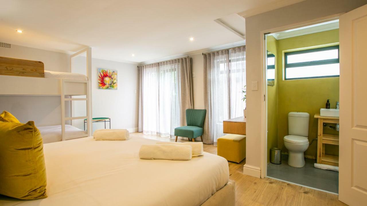 Hout & About Guest House 호우트베이 외부 사진