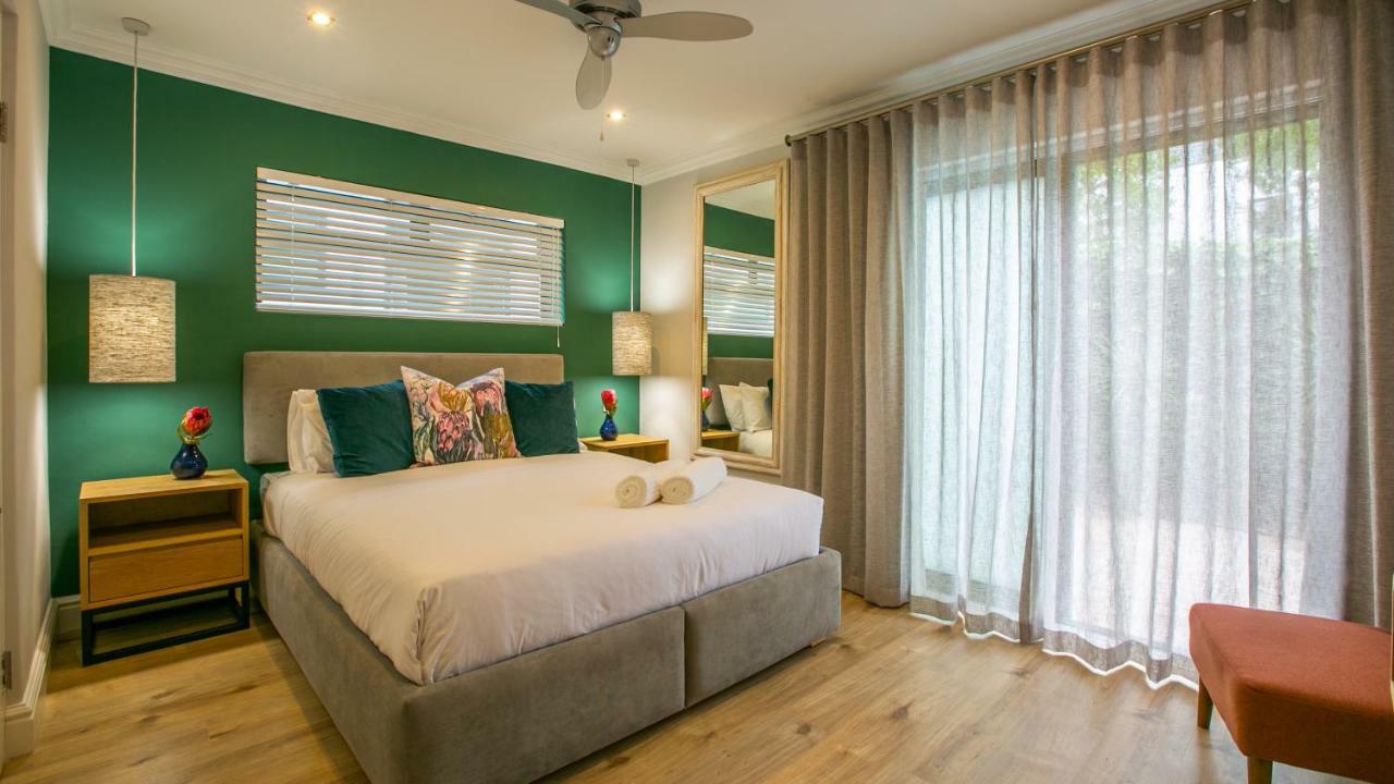 Hout & About Guest House 호우트베이 외부 사진